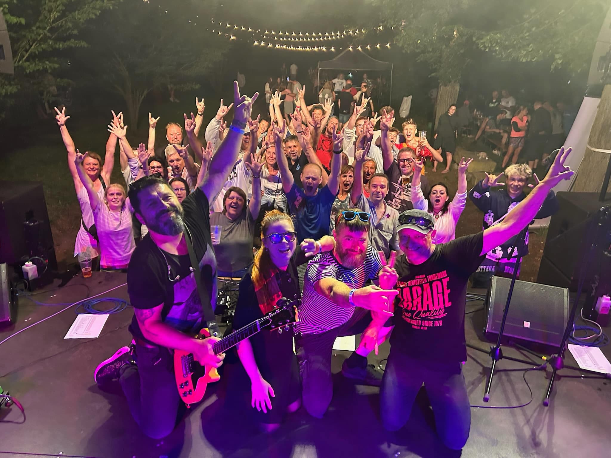 Krásné vánoční svátky 🎄🎅 všem, a hlavně pohodu & klídek. 😎